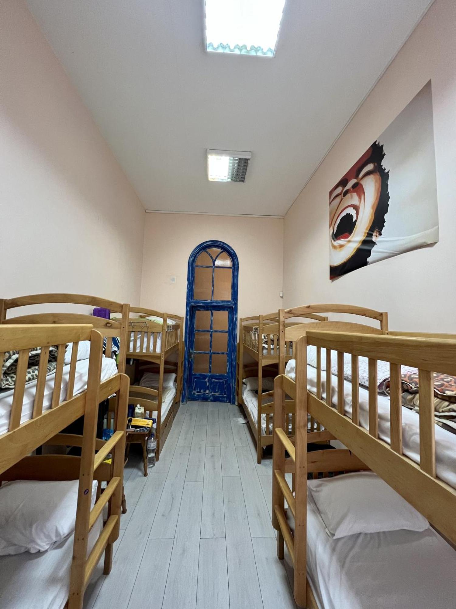 Dja Hostel Kiev Exterior foto